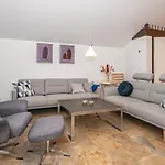 5 Star In * Ansager