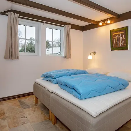 6 Person In * Ansager