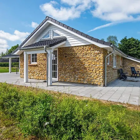 5 Star Holiday Home In Ansager